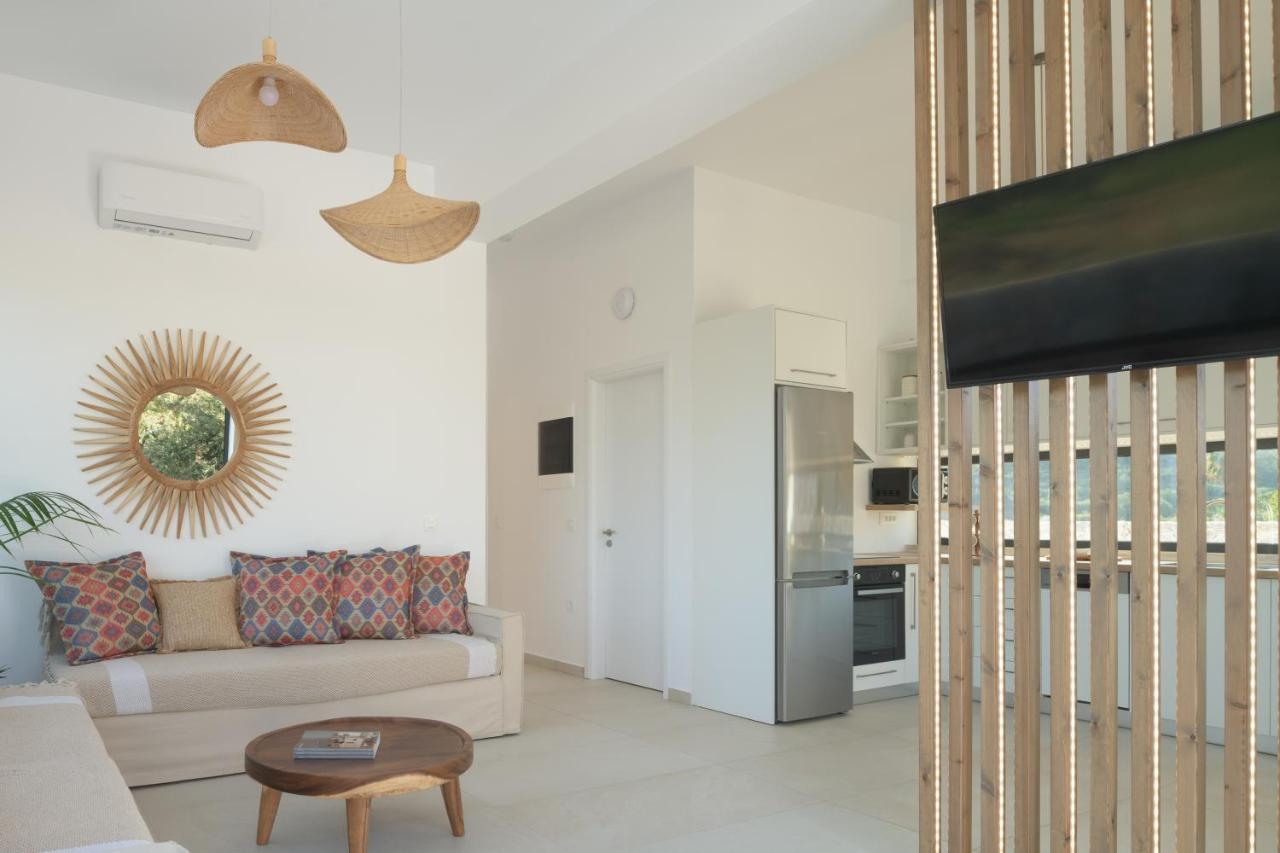 Pelagias Villa Lefka With Heated Pool Mathes Exterior photo